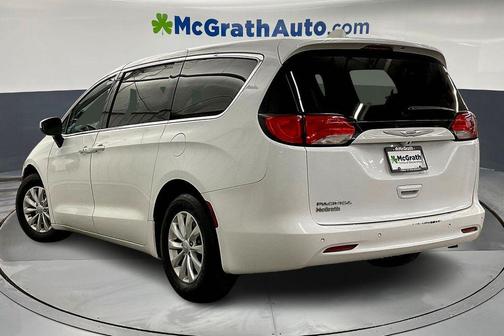 2019 Chrysler Pacifica LX