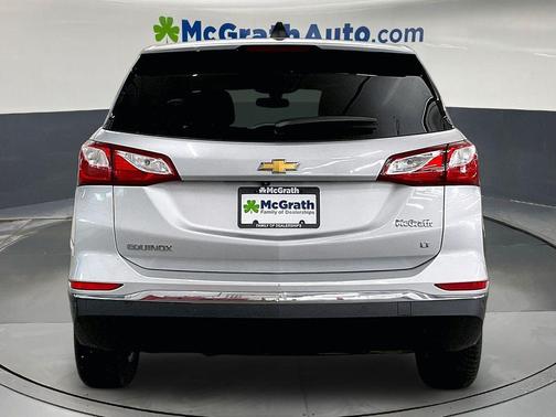 Silver Ice Metallic 2018 Chevrolet Equinox LT