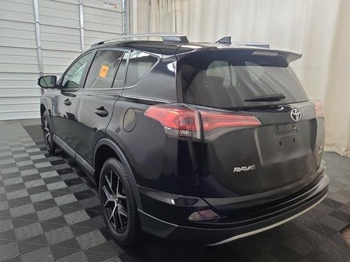 2016 Toyota RAV4 SE