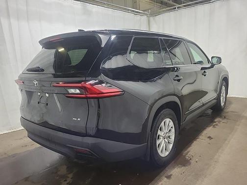 Midnight Black Metallic 2025 Toyota Grand Highlander Hybrid XLE