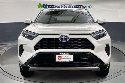 2022 Toyota RAV4 Hybrid SE