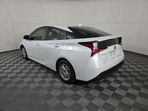 Wind Chill Pearl 2022 Toyota Prius LE