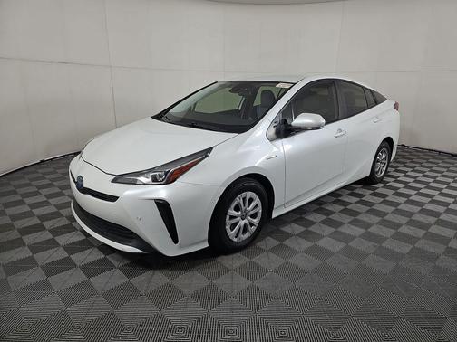 Wind Chill Pearl 2022 Toyota Prius LE