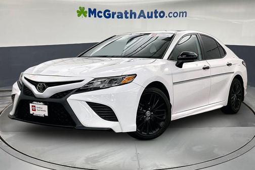 Super White 2020 Toyota Camry SE
