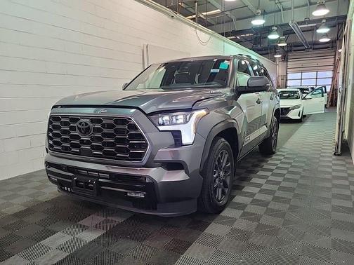 2024 Toyota Sequoia Platinum