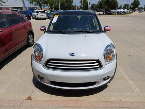 2012 MINI Cooper Countryman Base