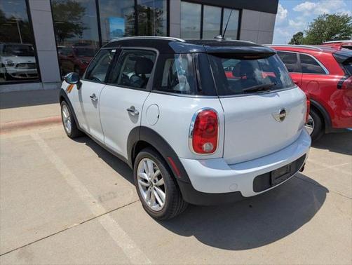 2012 MINI Cooper Countryman Base