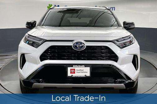 Wind Chill Pearl/Midnight Black Metallic 2023 Toyota RAV4 Hybrid SE