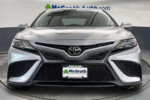 Celestial Silver Metallic 2023 Toyota Camry SE