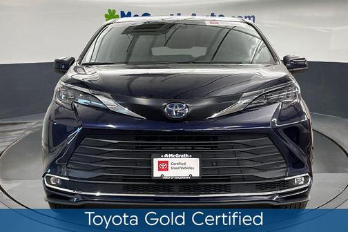 2024 Toyota Sienna XLE