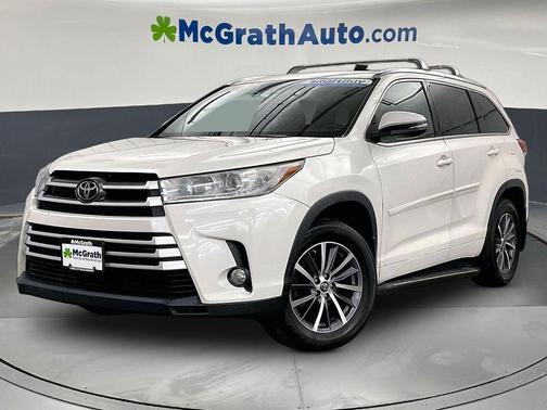 Blizzard Pearl 2017 Toyota Highlander XLE