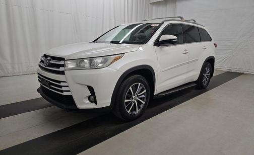 Blizzard Pearl 2017 Toyota Highlander XLE