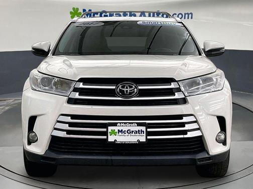 Blizzard Pearl 2017 Toyota Highlander XLE