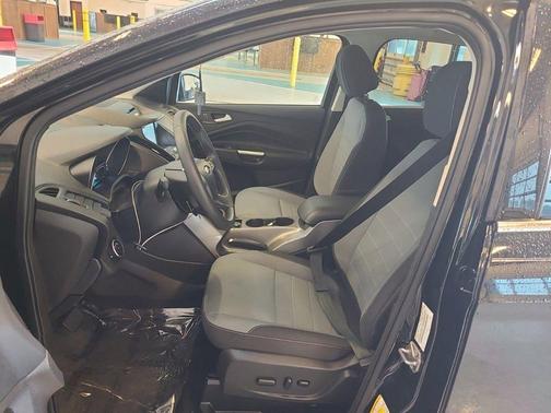Shadow Black 2016 Ford Escape SE
