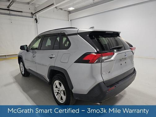 2020 Toyota RAV4 Hybrid LE