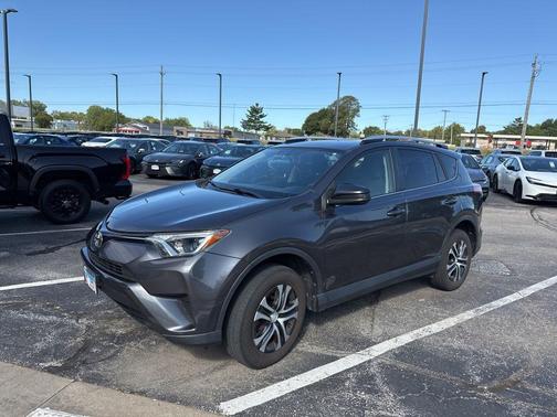 2016 Toyota RAV4 LE