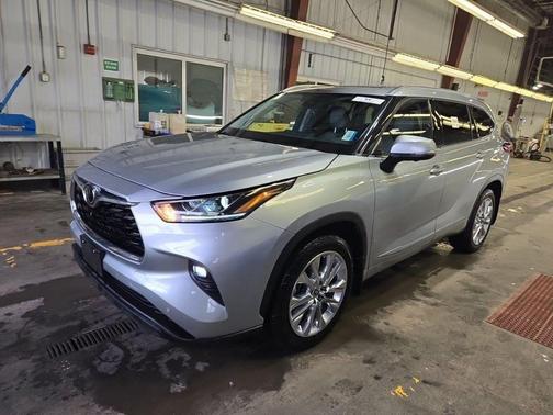 2023 Toyota Highlander Limited