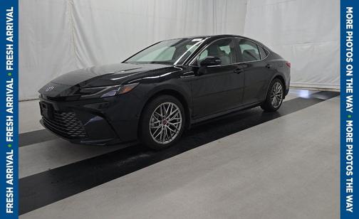 Midnight Black Metallic 2025 Toyota Camry XLE