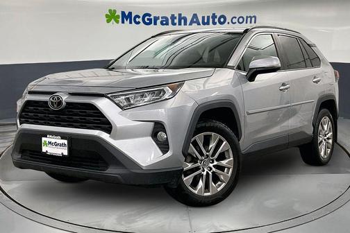 Silver Sky Metallic 2019 Toyota RAV4 XLE Premium