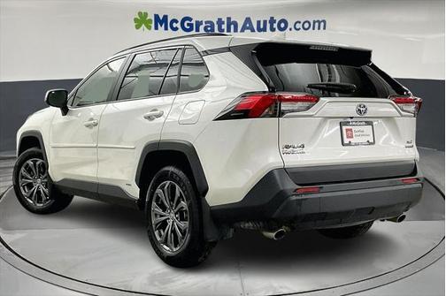 2022 Toyota RAV4 Hybrid XLE Premium