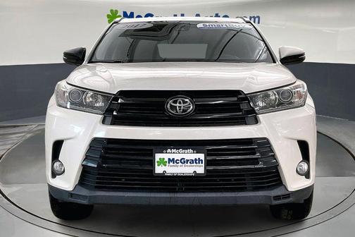 2017 Toyota Highlander SE