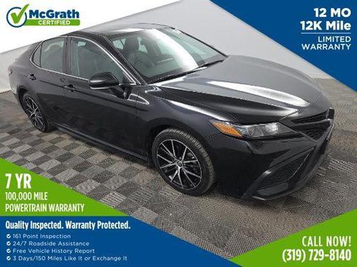 Midnight Black Metallic 2022 Toyota Camry SE