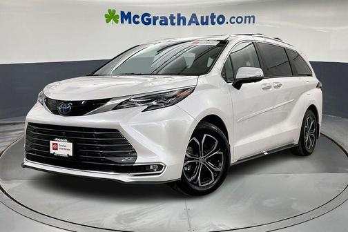 2025 Toyota Sienna Platinum