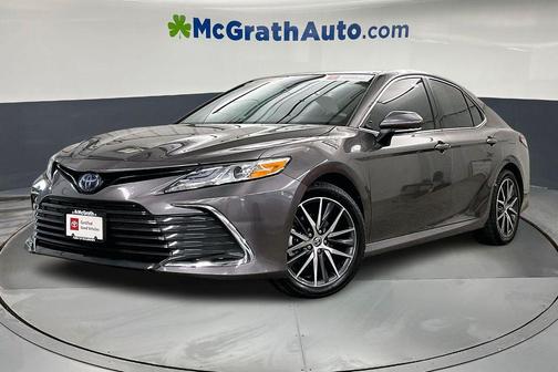 2024 Toyota Camry Hybrid XLE