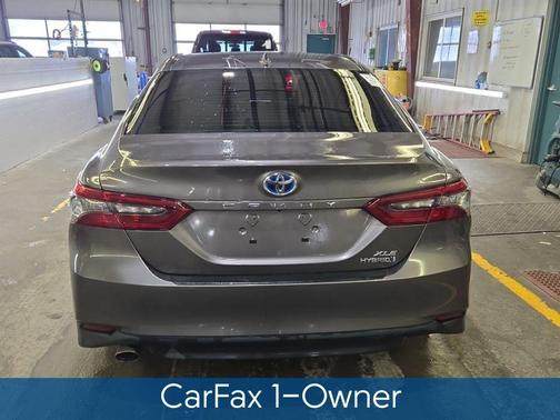 2024 Toyota Camry Hybrid XLE