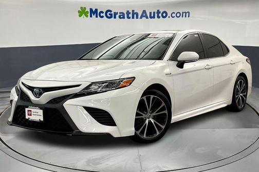 2020 Toyota Camry SE