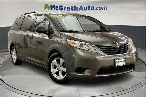 2011 Toyota Sienna LE