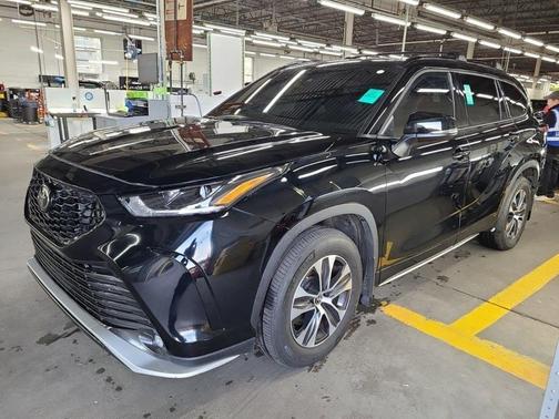 2024 Toyota Highlander XSE