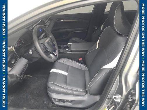 Heavy Metal 2025 Toyota Camry SE