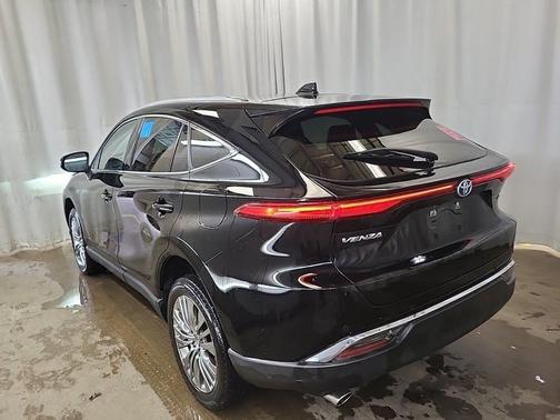 2024 Toyota Venza XLE