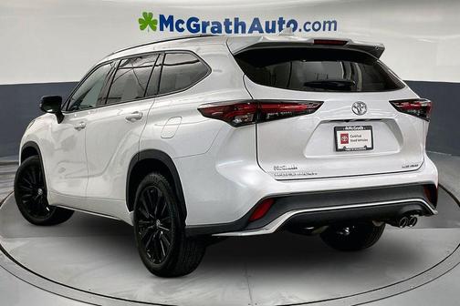 Wind Chill Pearl 2024 Toyota Highlander XSE