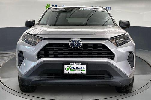 Silver Sky Metallic 2022 Toyota RAV4 Hybrid LE