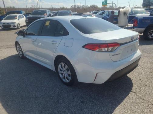 2024 Toyota Corolla Hybrid LE