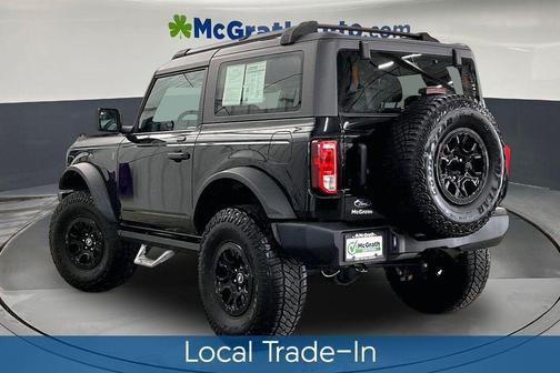 Shadow Black 2023 Ford Bronco Base