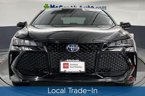 Midnight Black Metallic 2022 Toyota Avalon Hybrid XSE