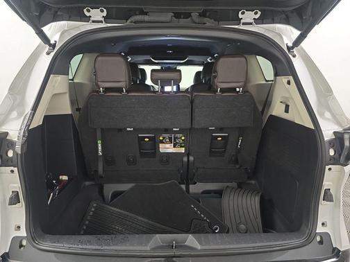 2023 Toyota Sienna Platinum 7 Passenger