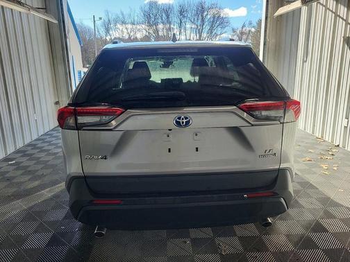 2021 Toyota RAV4 Hybrid LE