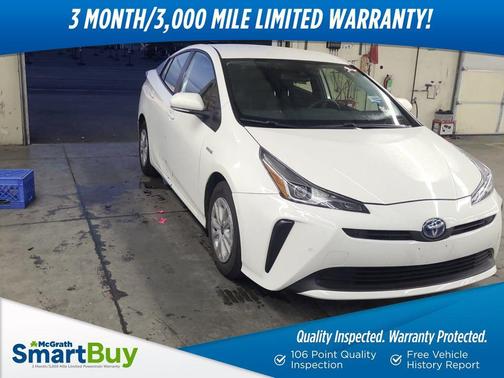 2022 Toyota Prius LE