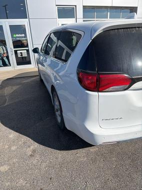 2018 Chrysler Pacifica Touring Plus