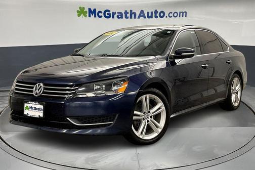 2014 Volkswagen Passat 1.8T Auto SE w/Sunroof & Nav