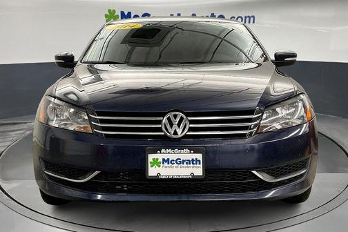 2014 Volkswagen Passat 1.8T Auto SE w/Sunroof & Nav