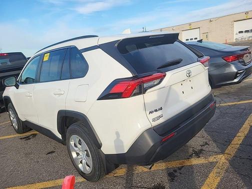2019 Toyota RAV4 LE