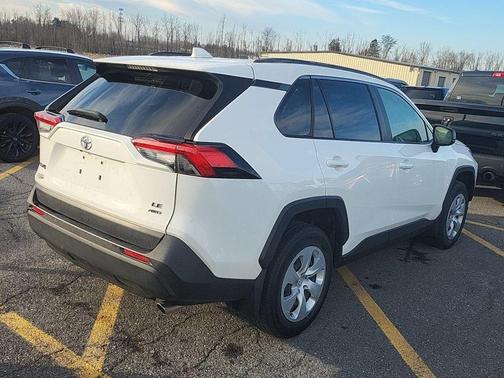 2019 Toyota RAV4 LE
