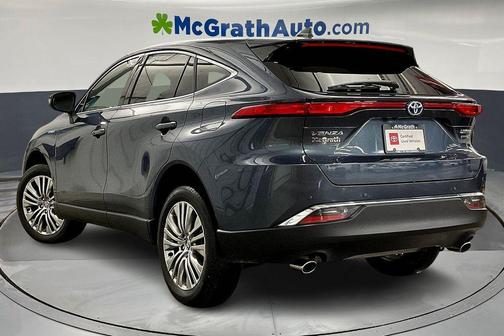 Coastal Gray Metallic 2021 Toyota Venza Limited