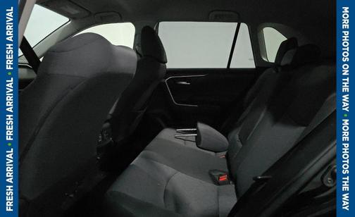 Midnight Black Metallic 2020 Toyota RAV4 XLE