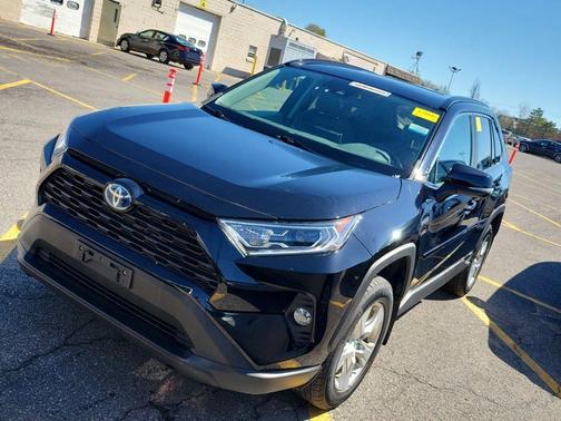 Midnight Black Metallic 2019 Toyota RAV4 Hybrid XLE